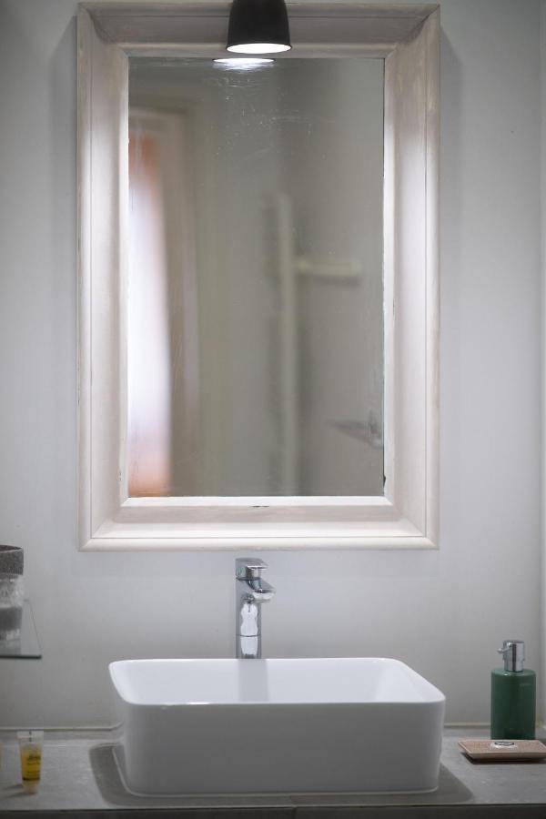 1Br Athenian Serenity 15 Minutes From Acropolis Ateny Zewnętrze zdjęcie